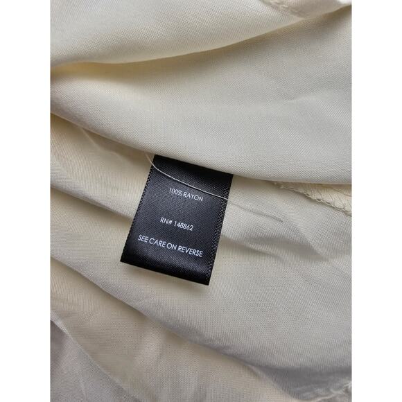 Torrid size 2 (L) ivory sleevless relaxed fit tank layering top career casual - Picture 4 of 8